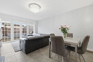 Photo 23- click for photo gallery